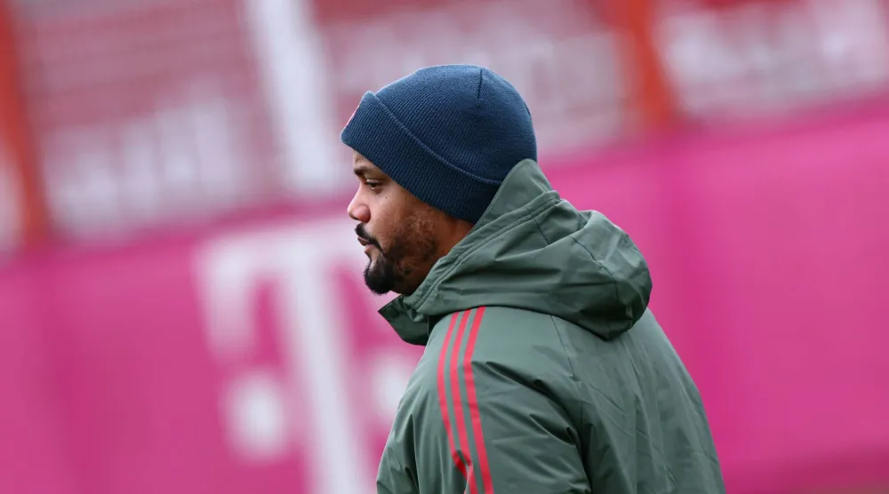 البلجيكي فينسن كومباني المدير الفني لفريق بايرن ميونيخ (إ.ب.أ) 