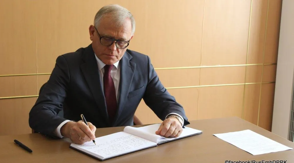 السفير الروسي لدى كوريا الشمالية ألكسندر ماتسيغورا (أرشيفية - صفحة السفارة الروسية على فيسبوك)