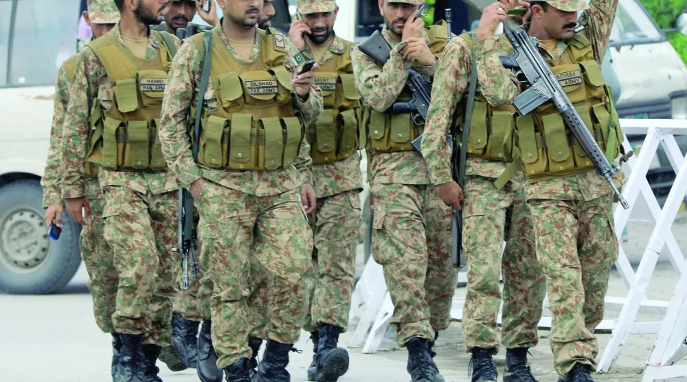 عناصر من الجيش الباكستاني (أرشيفية - رويترز)