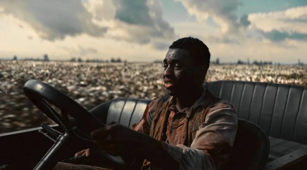 من «آثمون» (وورنر)