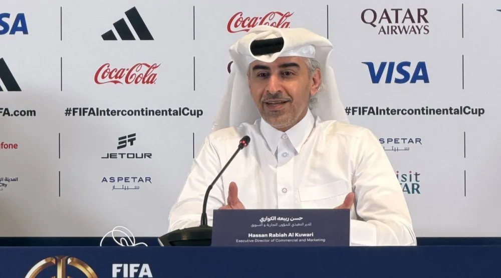 حسن الكواري خلال المؤتمر الصحافي (الشرق الأوسط) 