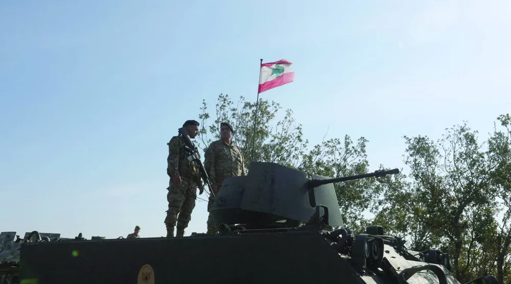 جنود من الجيش اللبناني في بلدة علما الشعب الحدودية نوفمبر الماضي (رويترز)