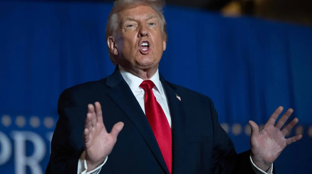 دونالد ترمب خلال تجمع انتخابي في ولاية بنسلفانيا (أ.ف.ب)