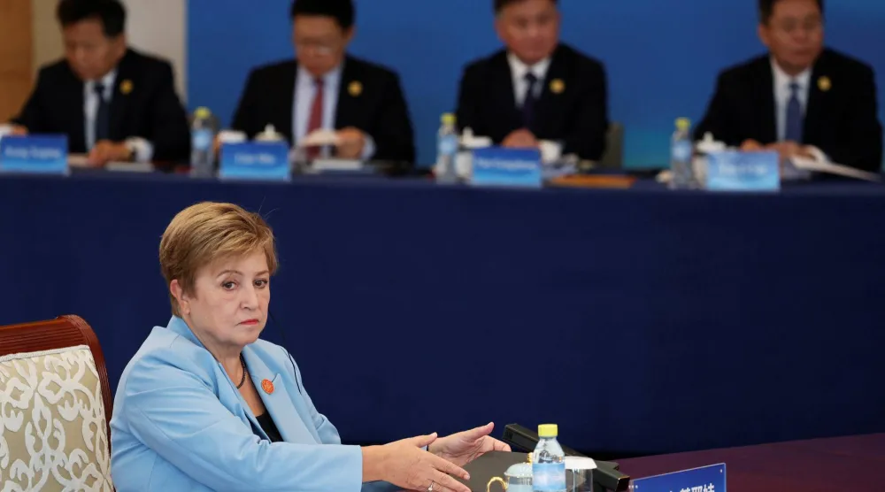 مديرة صندوق النقد الدولي كريستالينا غورغييفا خلال إحدى جلسات منتدى «1+10» في العاصمة الصينية بكين (رويترز)