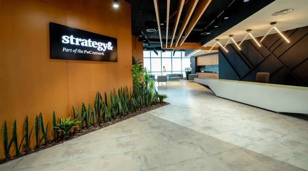 سوق الاستشارات في الخليج تشهد تحولاً متسارعاً بفعل ارتفاع التوقعات والمنافسة والبحث عن قيمة طويلة الأمد (الشرق الأوسط)