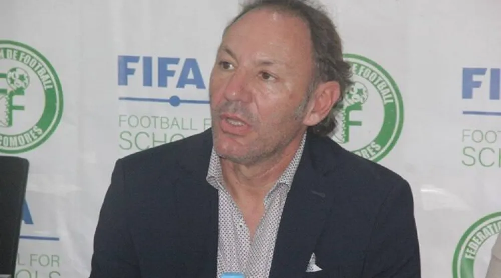 ستيفانو كوزين (جزر القمر)