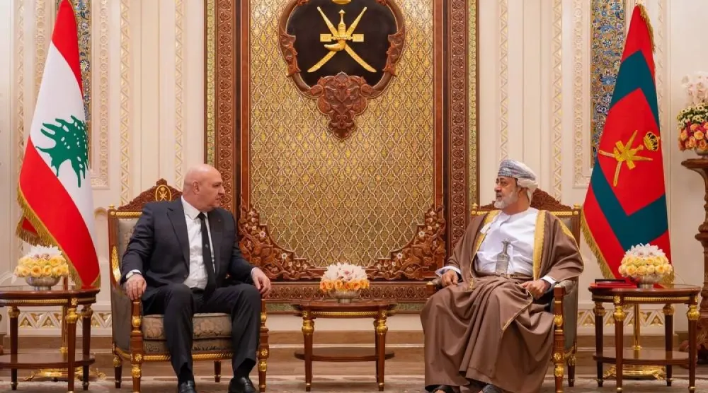 Umman Sultanı Heysem bin Tarık ve Lübnan Cumhurbaşkanı Joseph Avn bugün Maskat'taki el-Alam Sarayı'nda özel bir görüşme gerçekleştirdi. (ONA)