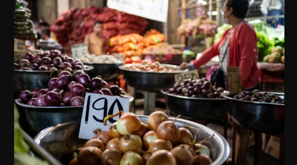 الفلافونويدات في البصل تدعم صحة القلب من خلال خفض ضغط الدم (رويترز)