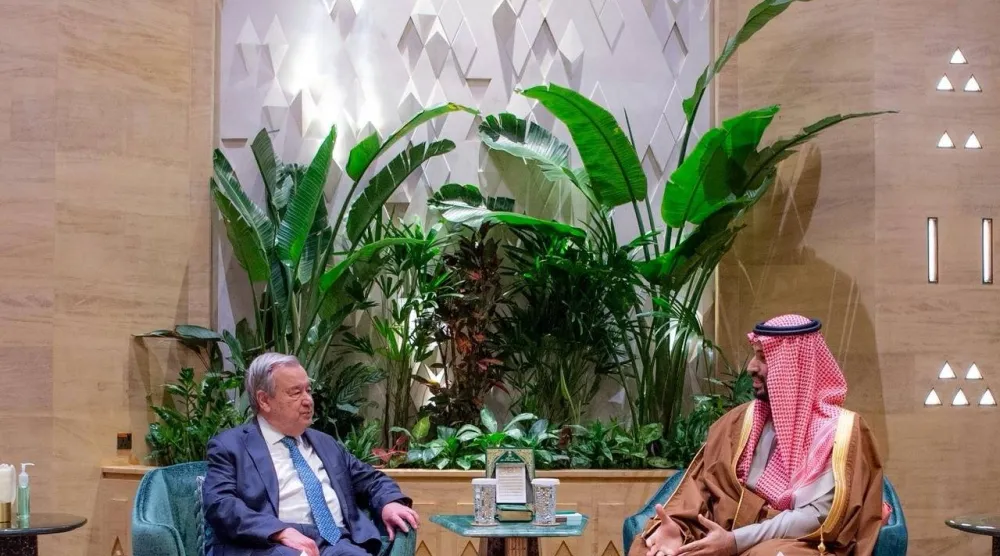 ولي العهد السعودي الأمير محمد بن سلمان مستقبلاً أمين عام الأمم المتحدة أنطونيو غوتيريش في الرياض الأربعاء (واس)