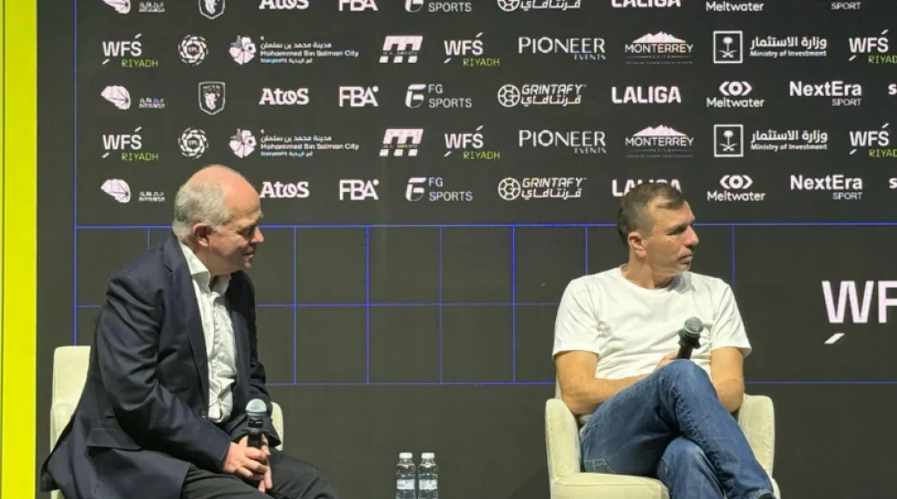 رالف رايتشرت (يمين) بيتر هاتون (يسار) (الشرق الأوسط)