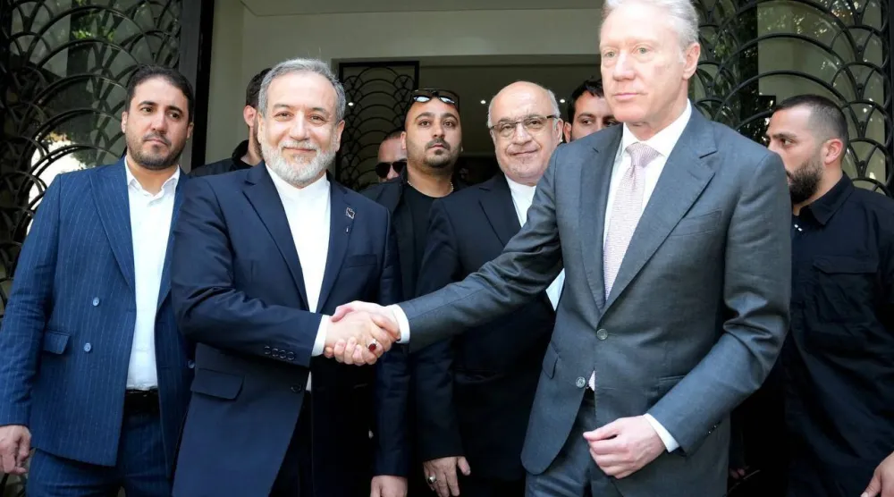 وزير الخارجية اللبناني يوسف رجي يستقبل نظيره الإيراني عباس عراقجي في بيروت يونيو 2025 (أرشيفية-إرنا)