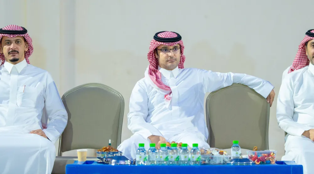 الغنام يتابع تدريبات التعاون الأخيرة (نادي التعاون)