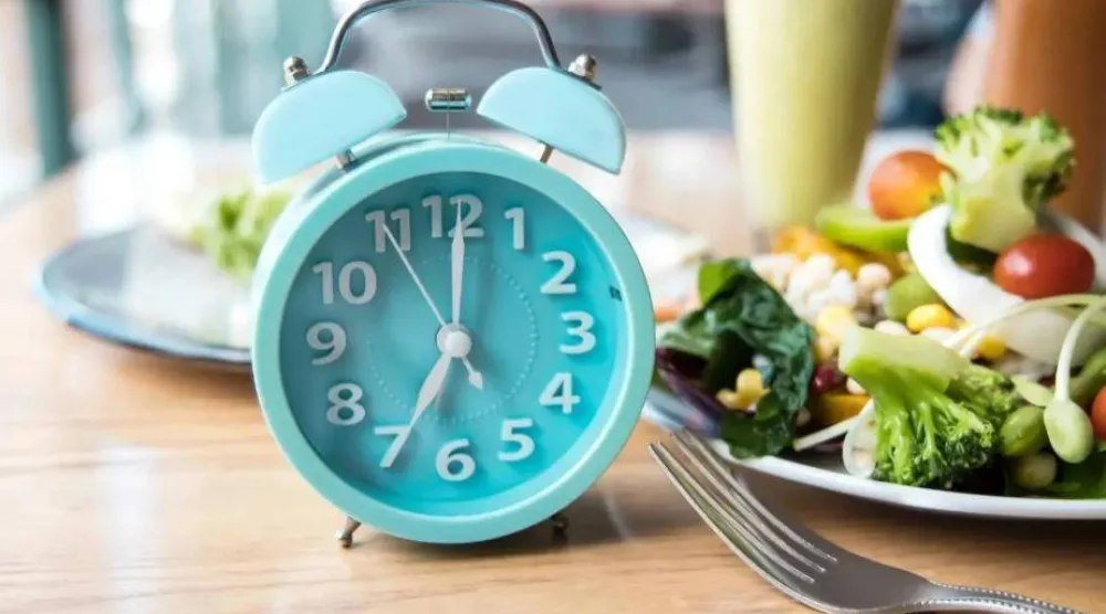 الصيام قد يُسهم في خفض مستوى السكر بالدم (بابليك دومين)