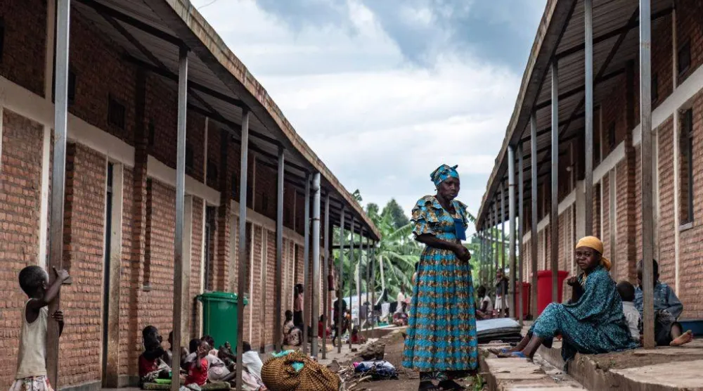 مواطنون من الكونغو الديمقراطية فروا من القتال إلى منطقة آمنة (أ.ف.ب)