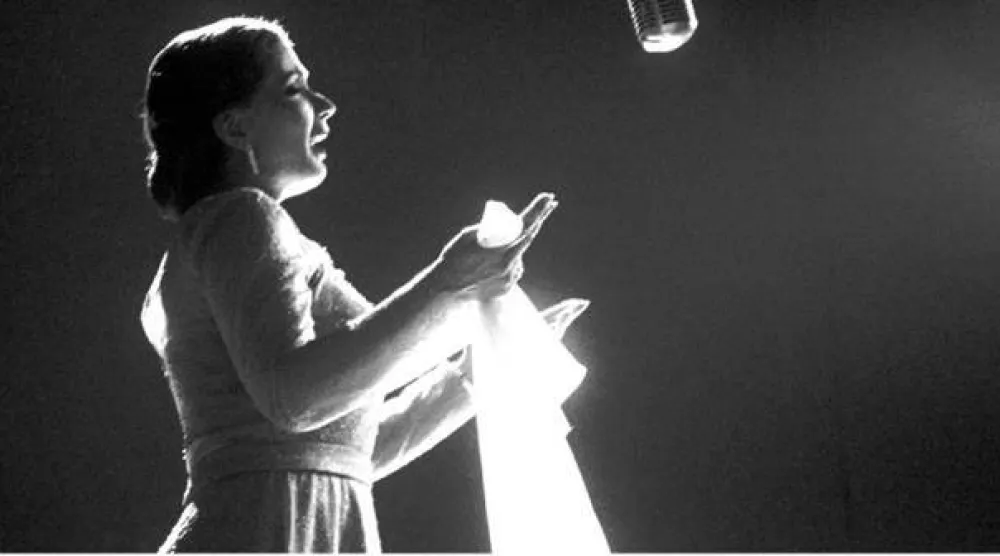 لقطة من فيلم «الست» (حساب الكاتب أحمد مراد على فيسبوك)