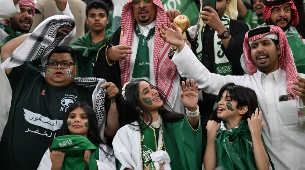 السعوديون تصدروا الحضور الجماهيري في قطر (بشير صالح)