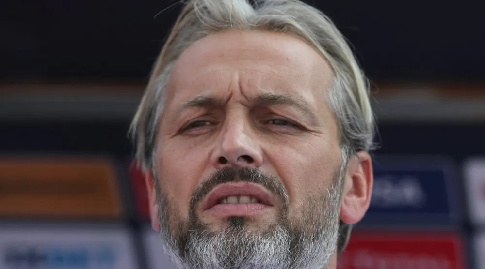 سيباستيان ديسابر (رويترز)