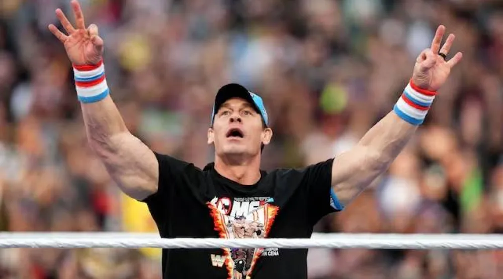 المصارع الأميركي الشهير جون سينا (رويترز)