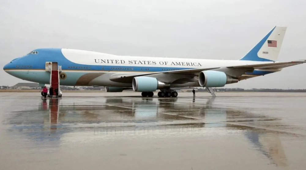 الطائرة الرئاسية الأميركية (أرشيفية - رويترز)