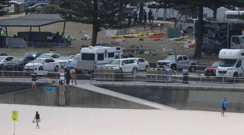 موقع إطلاق النار في شاطئ بوندي بسيدني (أ.ف.ب) 