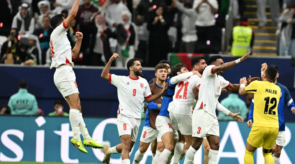 فرحة اردنية بهدف الفوز على المنتخب السعودي (تصوير: بشير صالح)