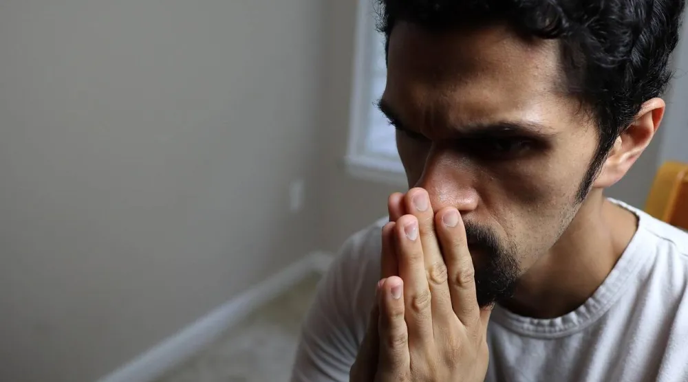 الأشخاص المصابون بالاكتئاب تزيد احتمالات إصابتهم بالصرع خلال مرحلة لاحقة من العمر (بيكسباي)