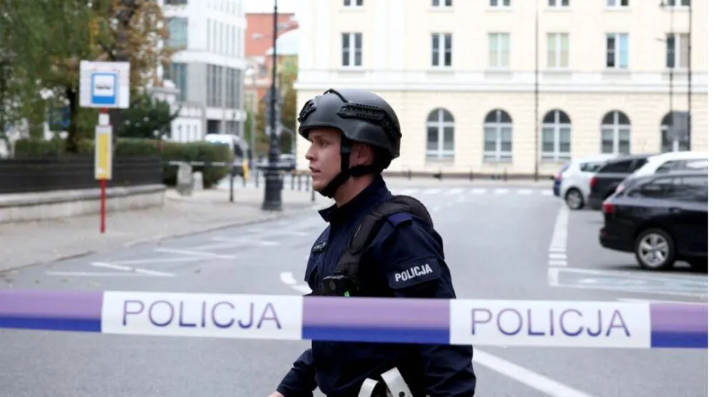 عناصر من الشرطة البولندية (أرشيفية - رويترز)