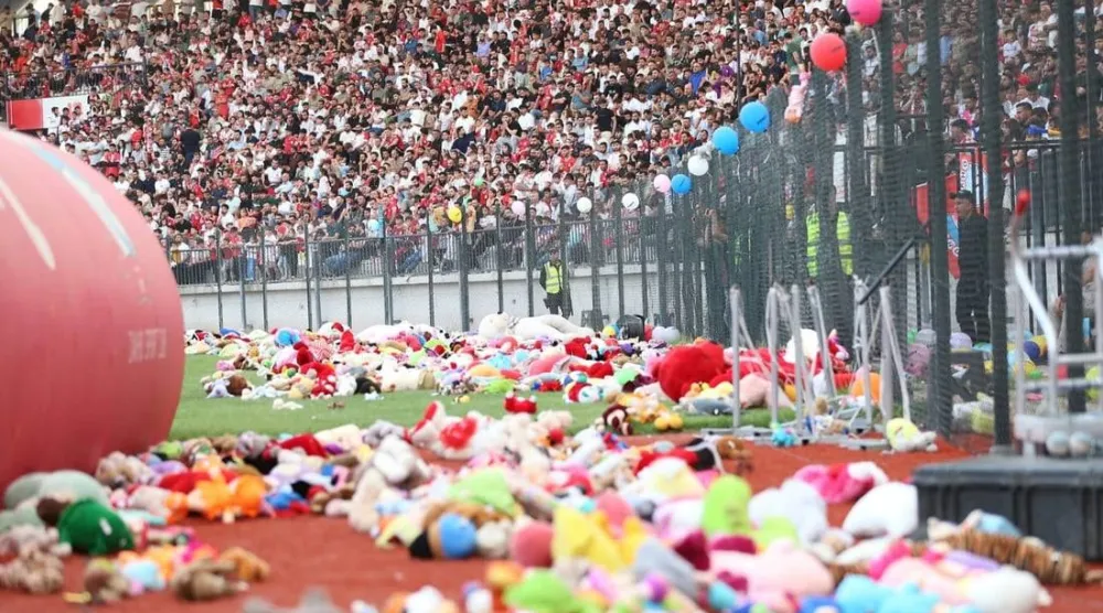 جماهير نادي زاخو العراقي الأفضل في العالم (نادي زاخو)