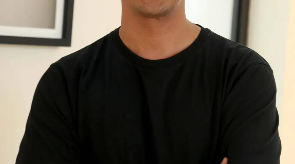 معاذ العوفي  (تصوير: غازي مهدي)