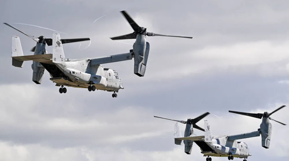 طائرتان من طراز «أوزبري» تابعتان لمشاة البحرية الأميركية تقلعان من بورتوريكو وسط تحركات لرفع مستوى الجاهزية في الكاريبي (أ.ف.ب)