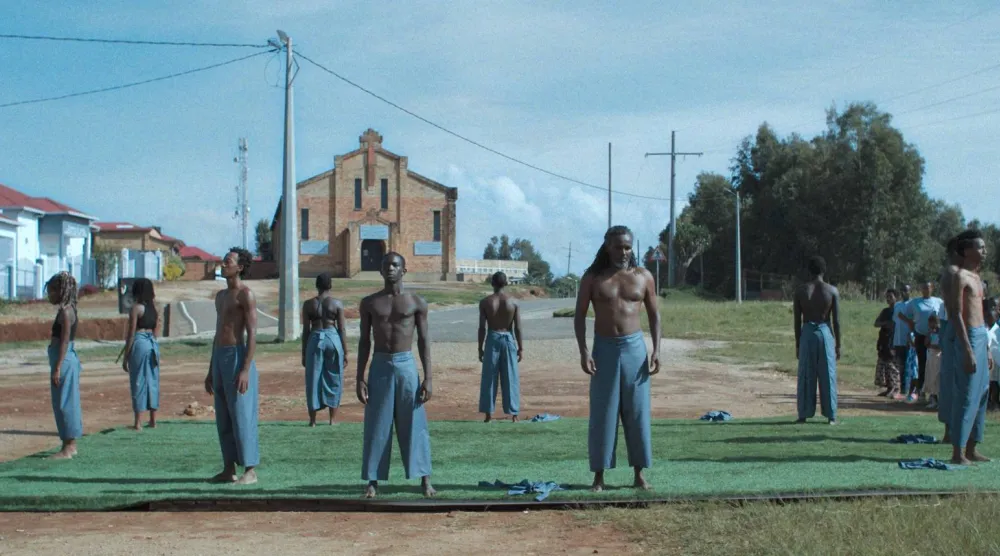 نال الفيلم إشادات عدة خلال عرضه في مهرجان البحر الأحمر (الشركة المنتجة)