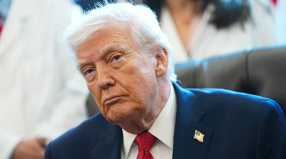 ترمب يحض أوكرانيا على «التحرك سريعاً» في المفاوضات حول إنهاء النزاع