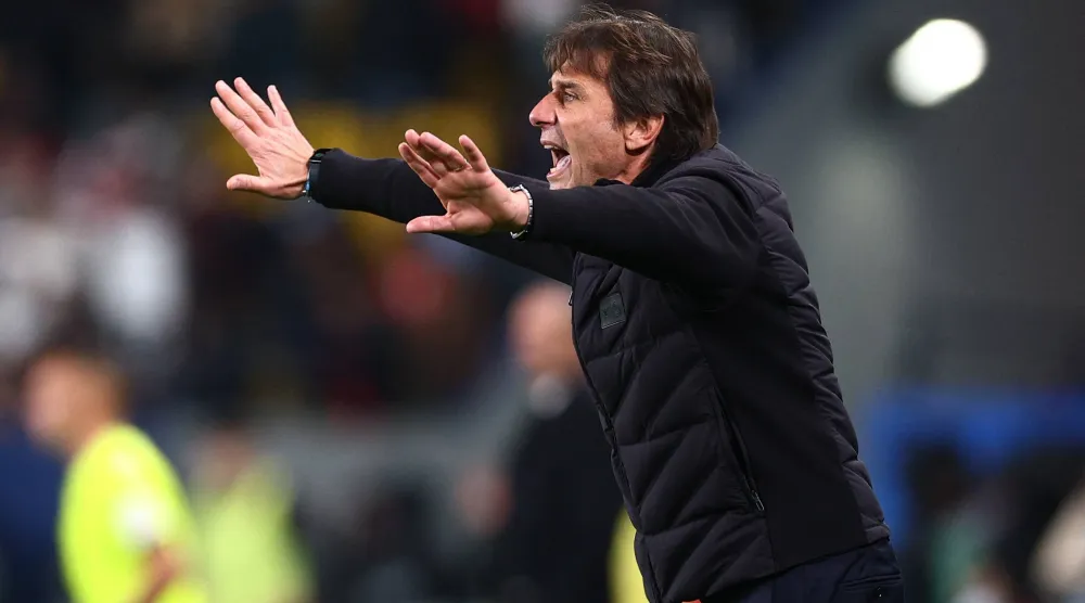 كونتي أكد أن الروح الرجولية قادتهم للفوز في مباراة السوبر (رويترز)