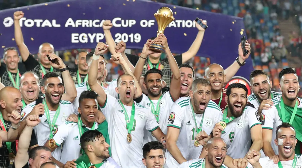 منتخب الجزائر توج بلقب 2019 (رويترز)
