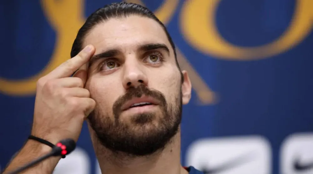 روبن نيفيز لاعب نادي الهلال (رويترز)