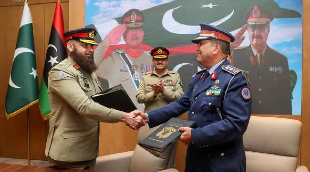 من حفل توقيع اتفاق بين «الجيش الوطني» الليبي والجيش الباكستاني (القيادة العامة)