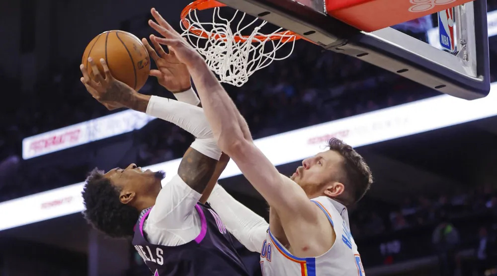 مينيسوتا هزم أوكلاهوما بصعوبة (رويترز)