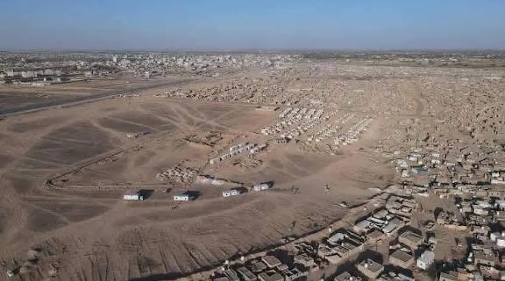 مأرب تضم أكثر من 209 مخيمات مكتظة بالأسر النازحة (إعلام حكومي)