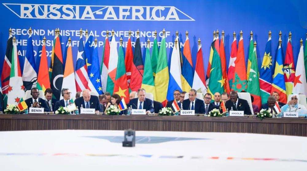 مشاركون في منتدى «الشراكة الروسي-الأفريقي» بالقاهرة (الخارجية المصرية)