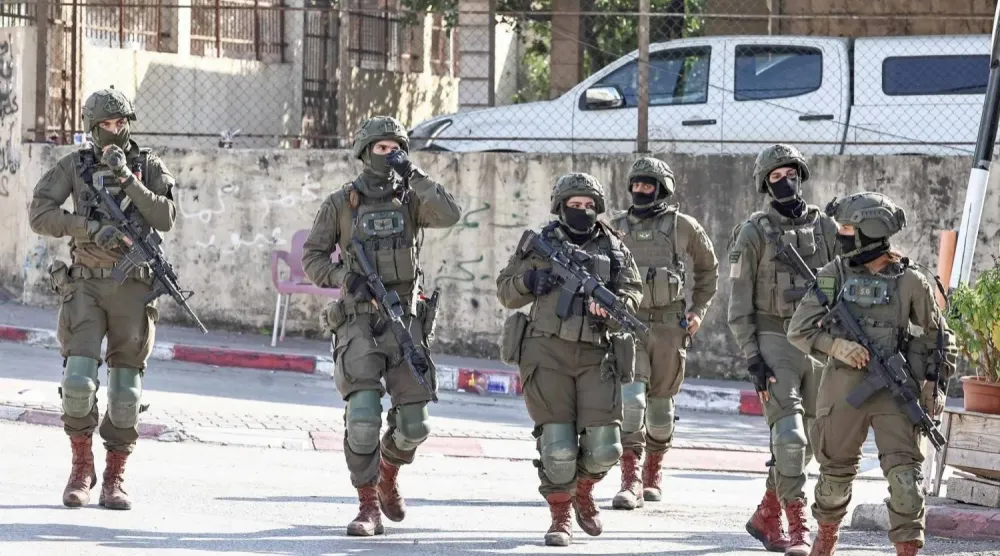 جنود إسرائيليون خلال عملية عسكرية في الضفة الغربية (أ.ف.ب)
