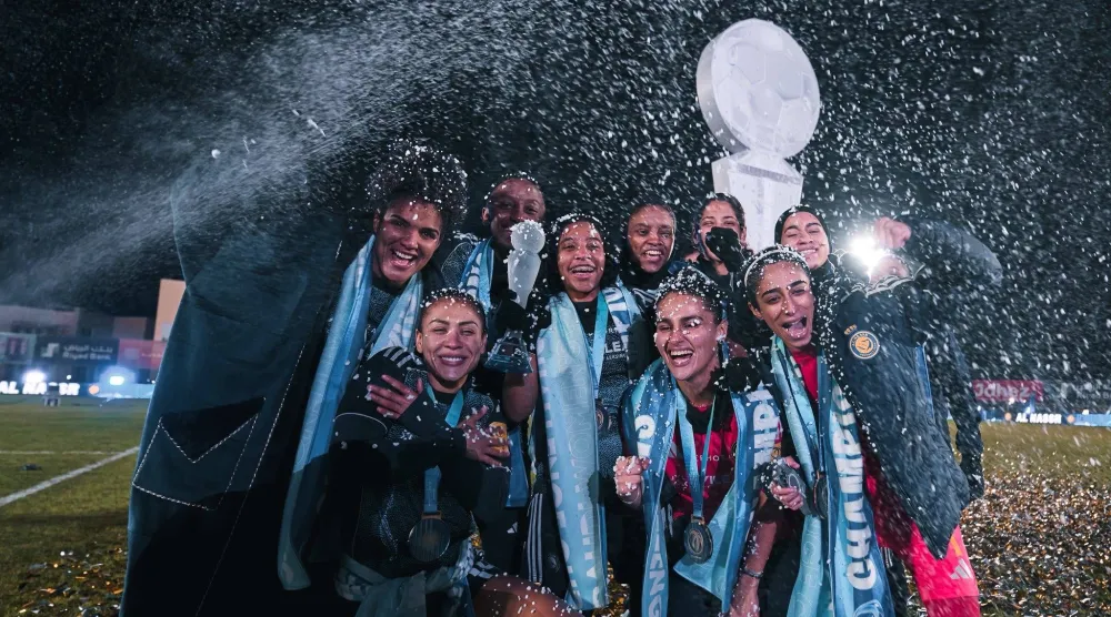 سيدات النصر يحتفلن باللقب الجديد (الشرق الأوسط)