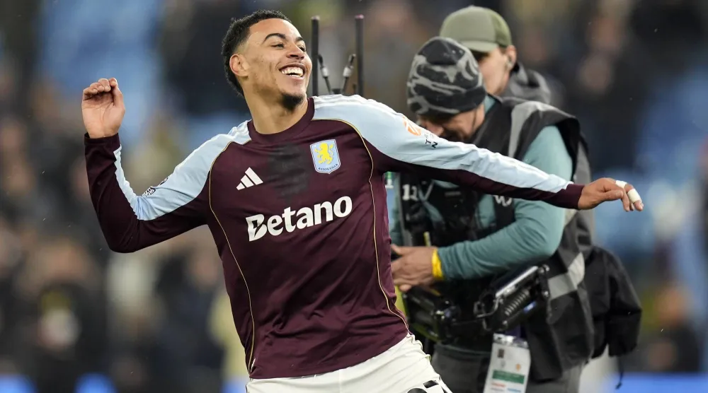 مورغان روجرز نجم فريق أستون فيلا (إ.ب.أ)