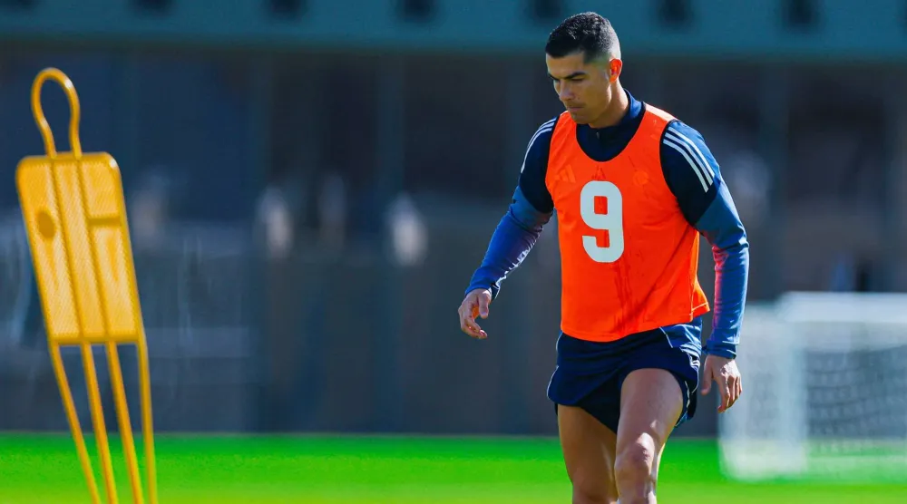 رونالدو خلال مشاركته في تدريبات النصر (الشرق الأوسط)