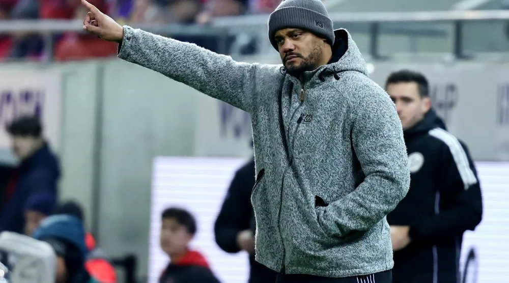 البلجيكي فينسن كومباني المدير الفني لفريق بايرن ميونيخ (إ.ب.أ)