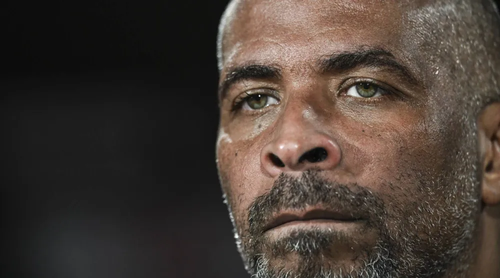 إريك شيل مدرب نيجيريا (إ.ب.أ)