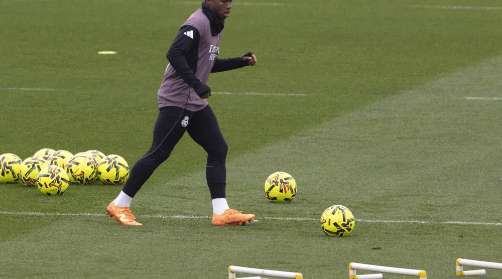 البرازيلي الشاب إندريك (إ.ب.أ)