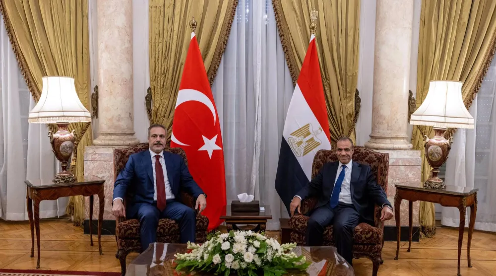 وزير الخارجية المصري بدر عبد العاطي خلال استقباله نظيره التركي هاكان فيدان بالقاهرة أغسطس الماضي (الخارجية التركية)