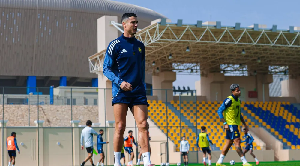 رونالدو خلال مشاركته في التدريبات (نادي النصر)