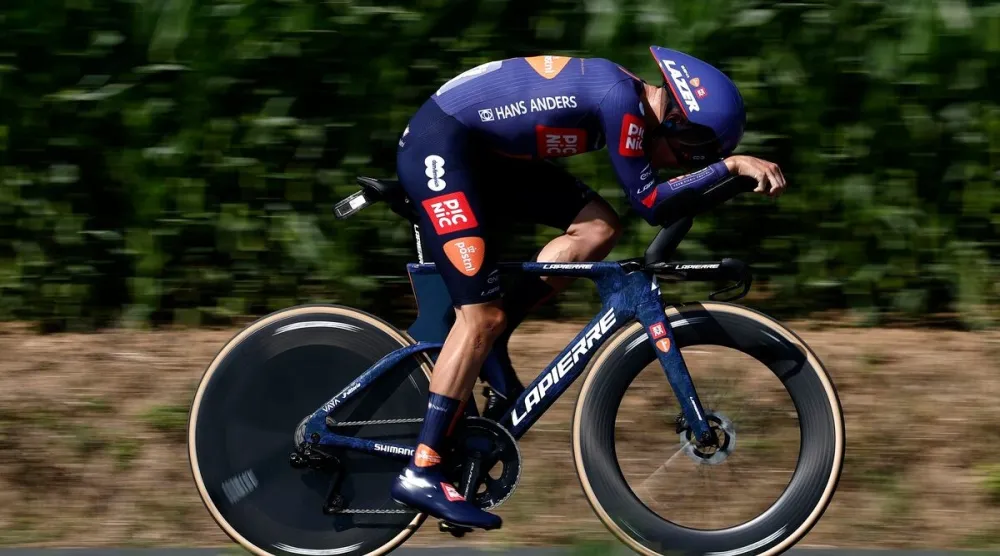 أوسكار أونلي (رويترز)