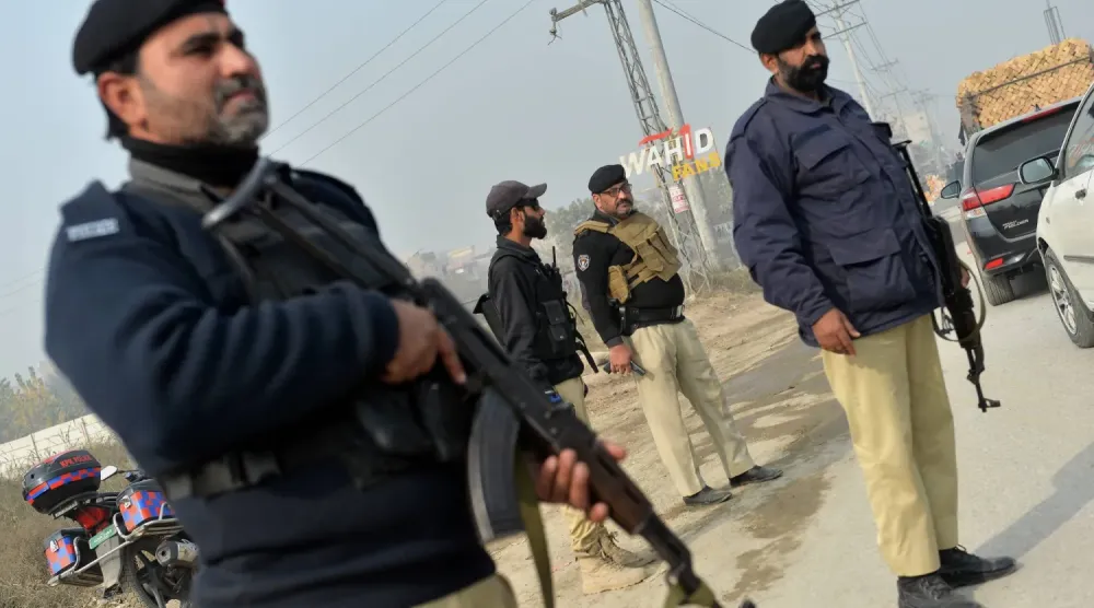 Pakistan polisi (AP)